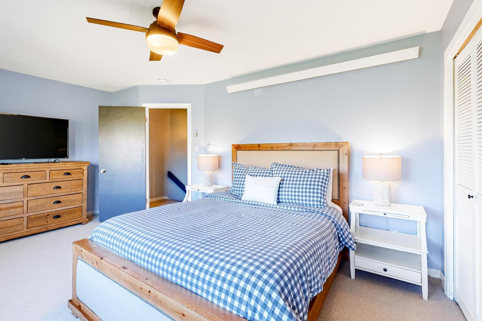 Glacier Jackson Room photo